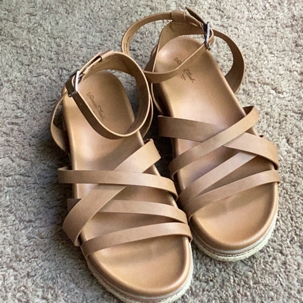 Womens sandals